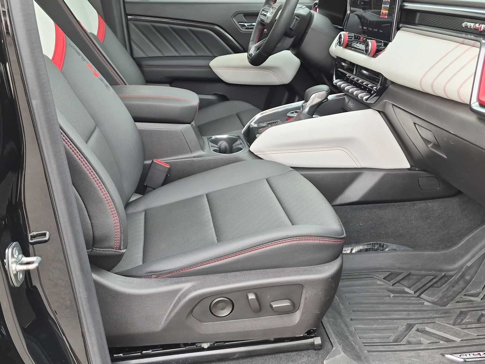 GMC Canyon 4x4 AT4X 2024