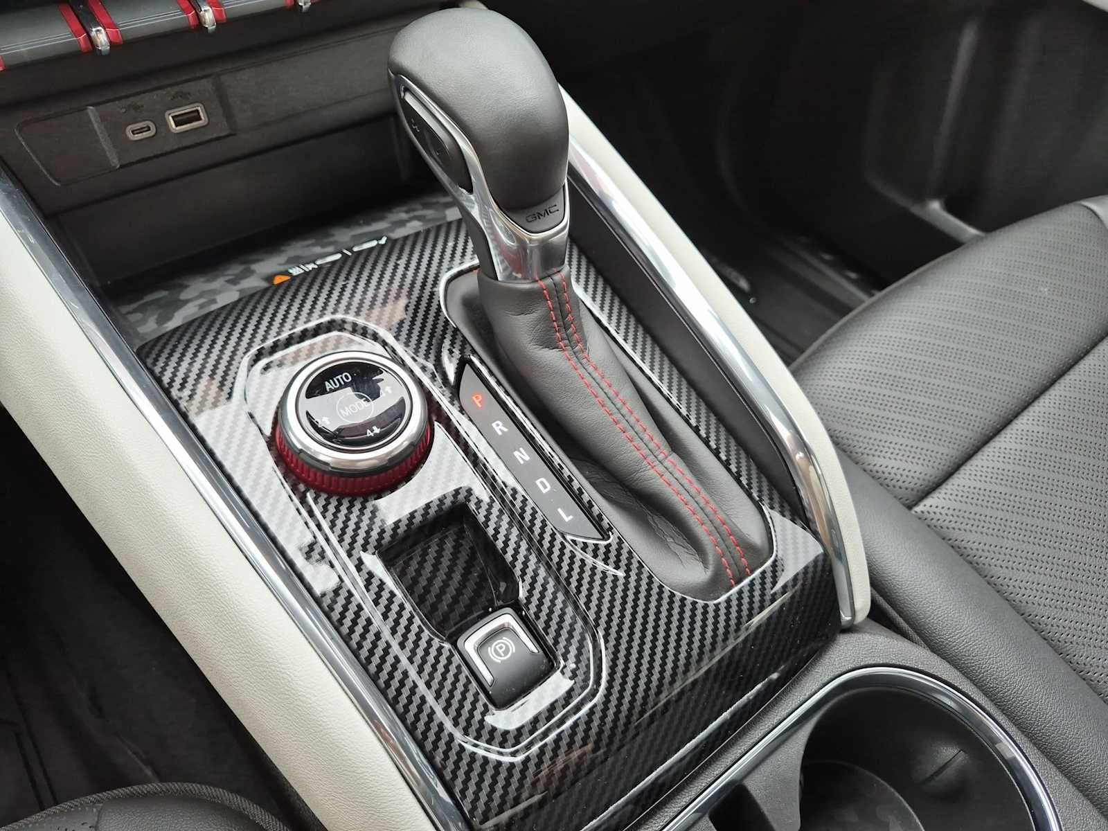 GMC Canyon 4x4 AT4X 2024