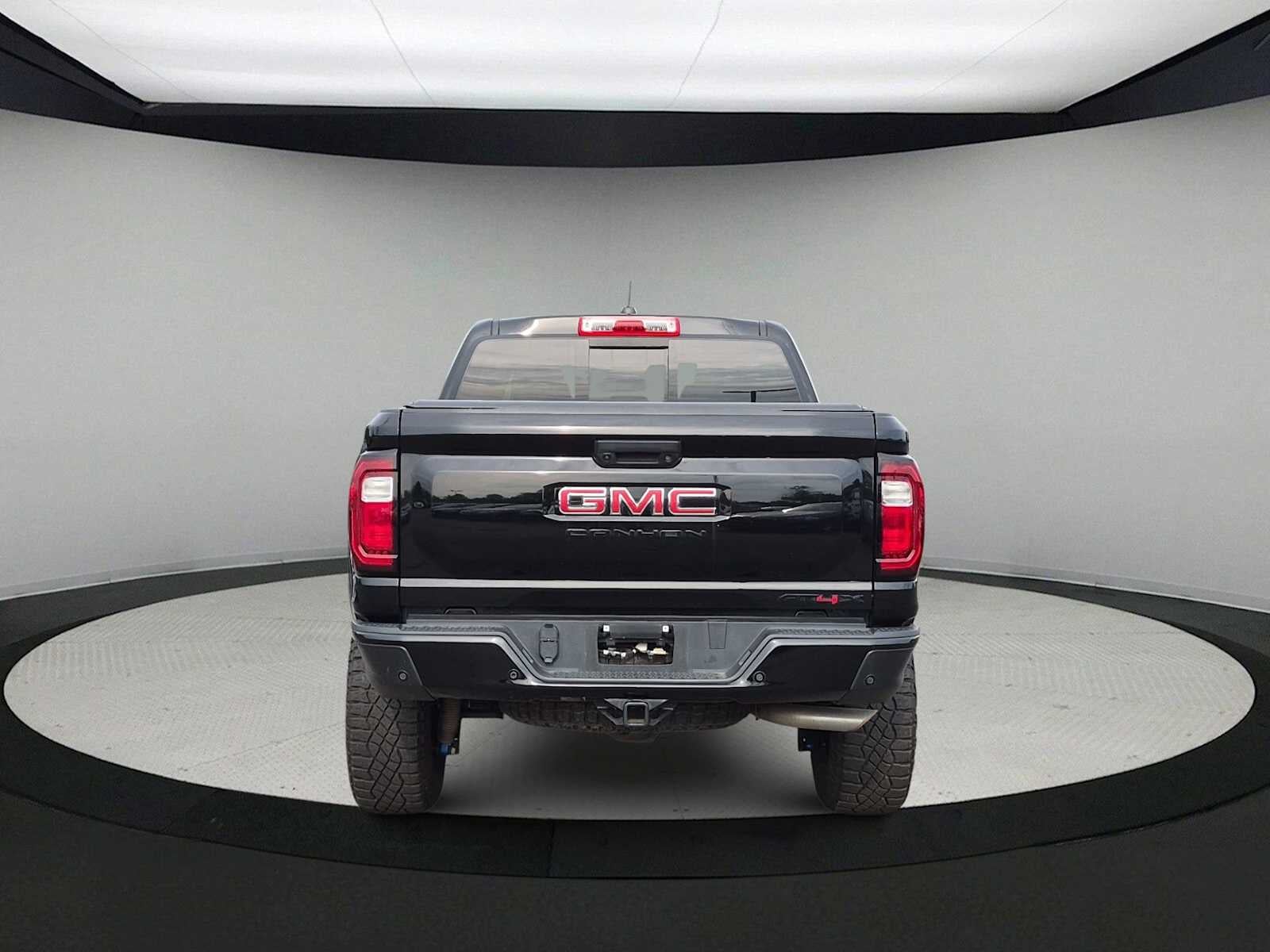 GMC Canyon 4x4 AT4X 2024