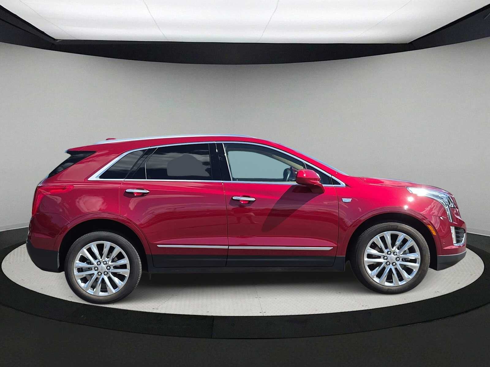 2019 Cadillac XT5 Platinum AWD