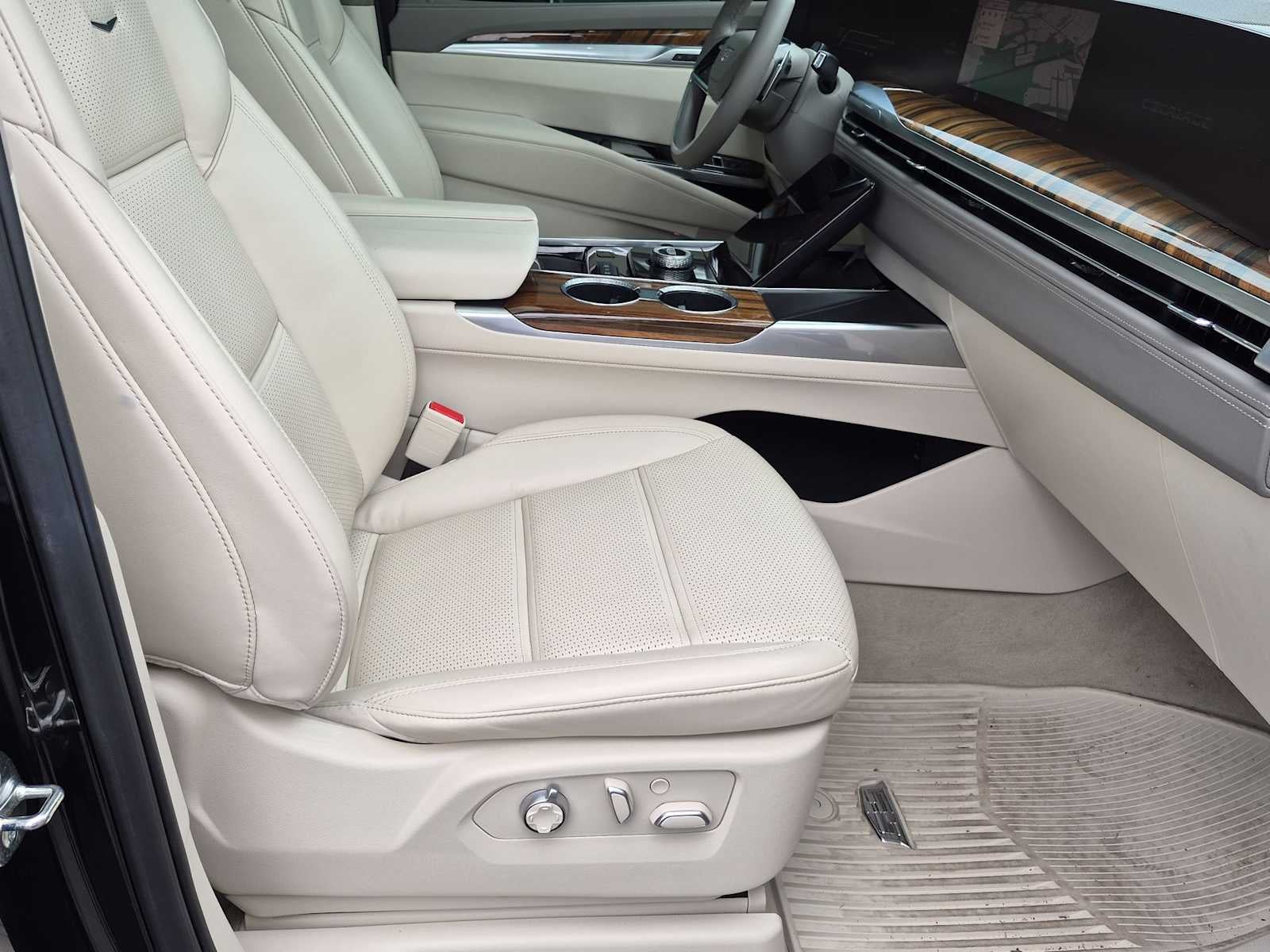 Cadillac Escalade 4WD Sport Platinum 2025