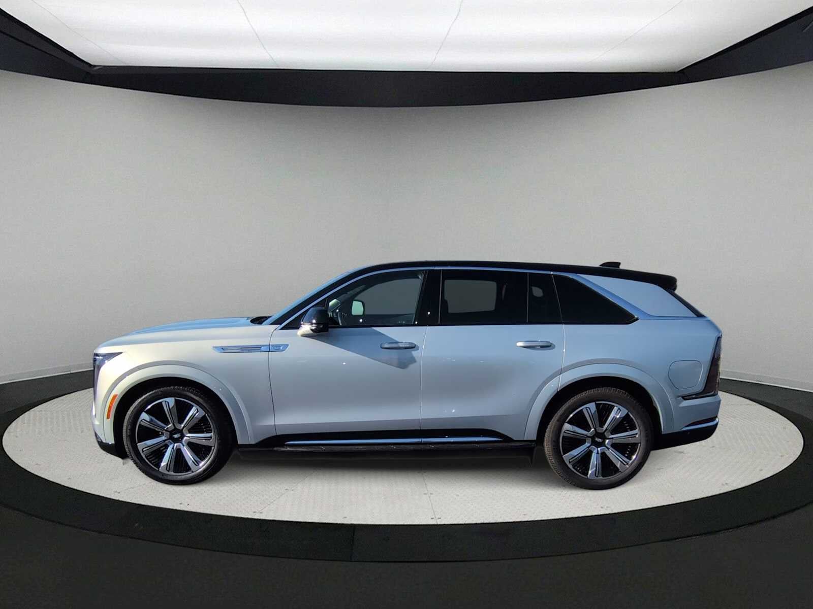 2025 Cadillac ESCALADE IQ Lujo 2