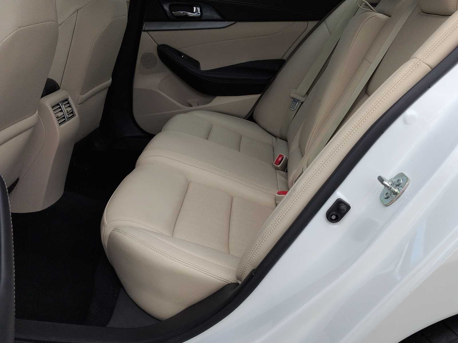 Nissan Maxima SL 2017
