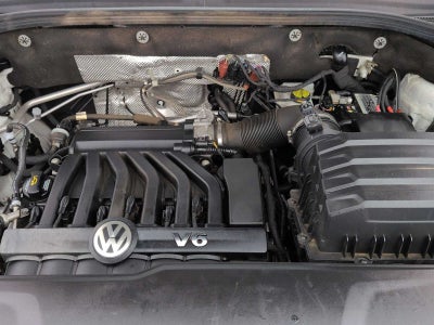 Volkswagen Atlas Cross Sport 3.6L V6 SEL Premium R-Line 2021