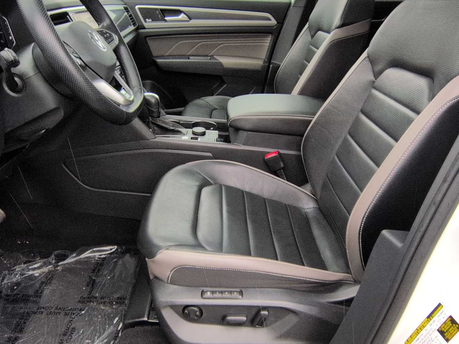 Volkswagen Atlas Cross Sport 3.6L V6 SEL Premium R-Line 2021