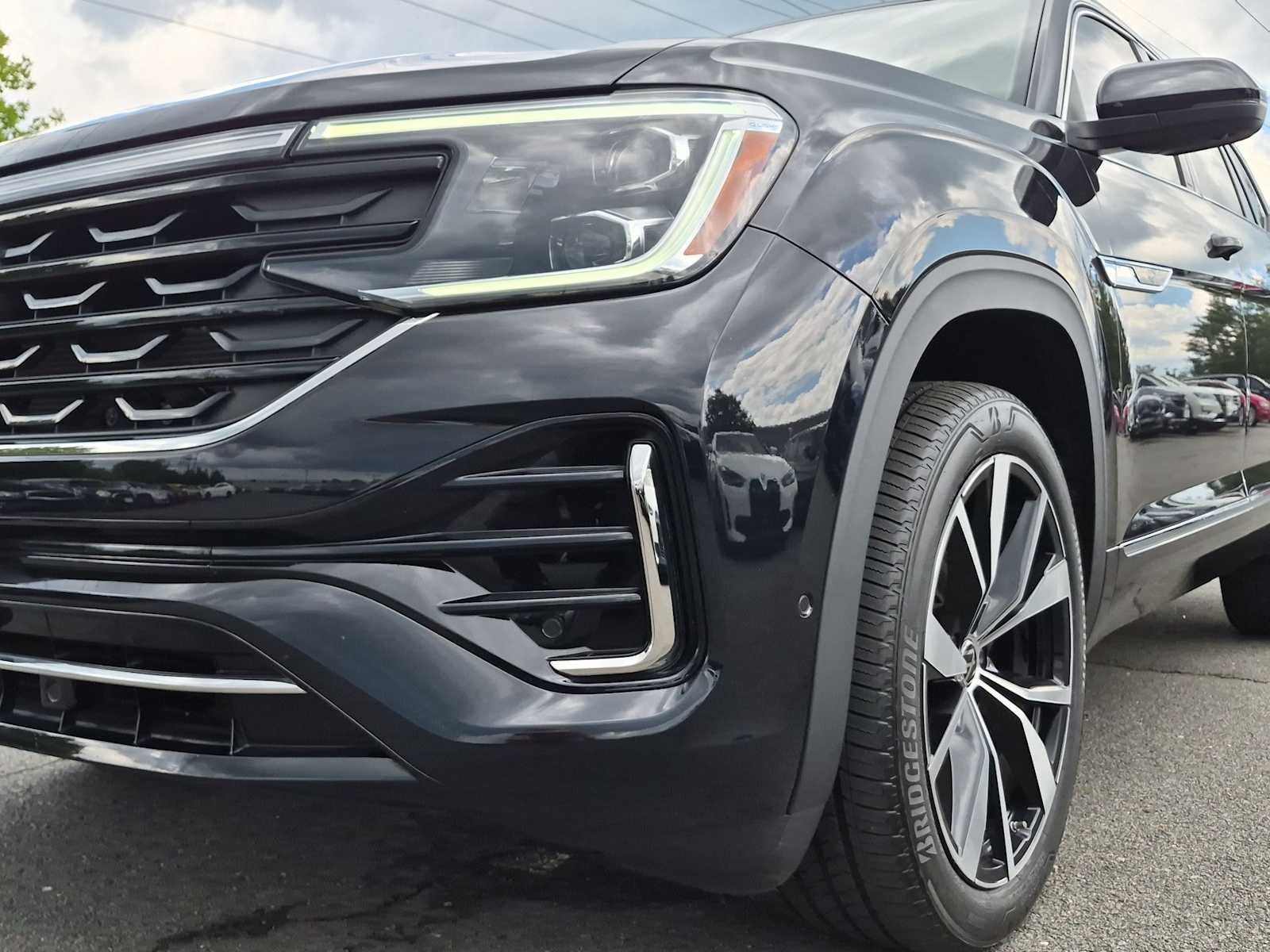 Volkswagen Atlas 2.0T SEL Premium R-Line 2024