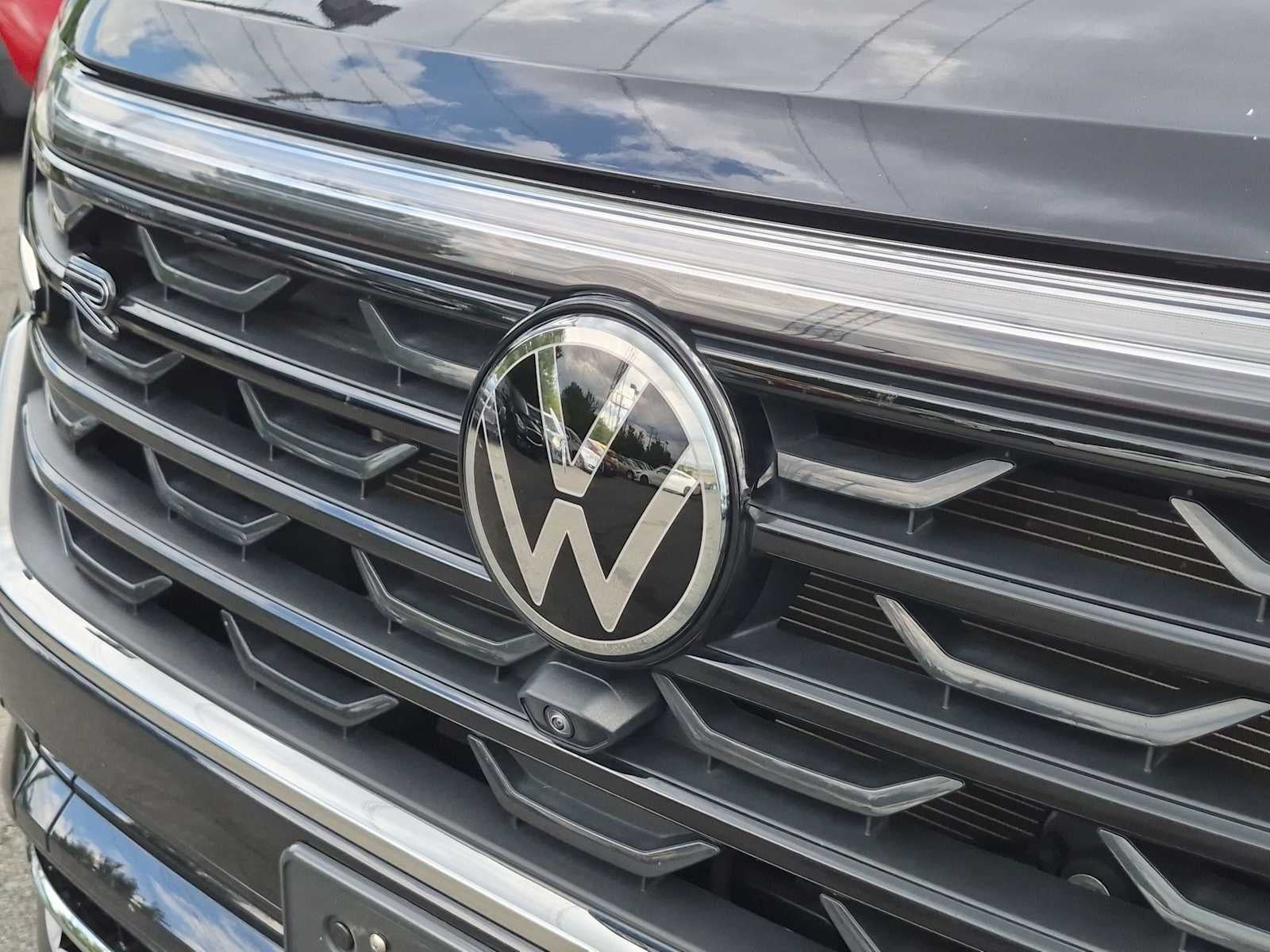 Volkswagen Atlas 2.0T SEL Premium R-Line 2024