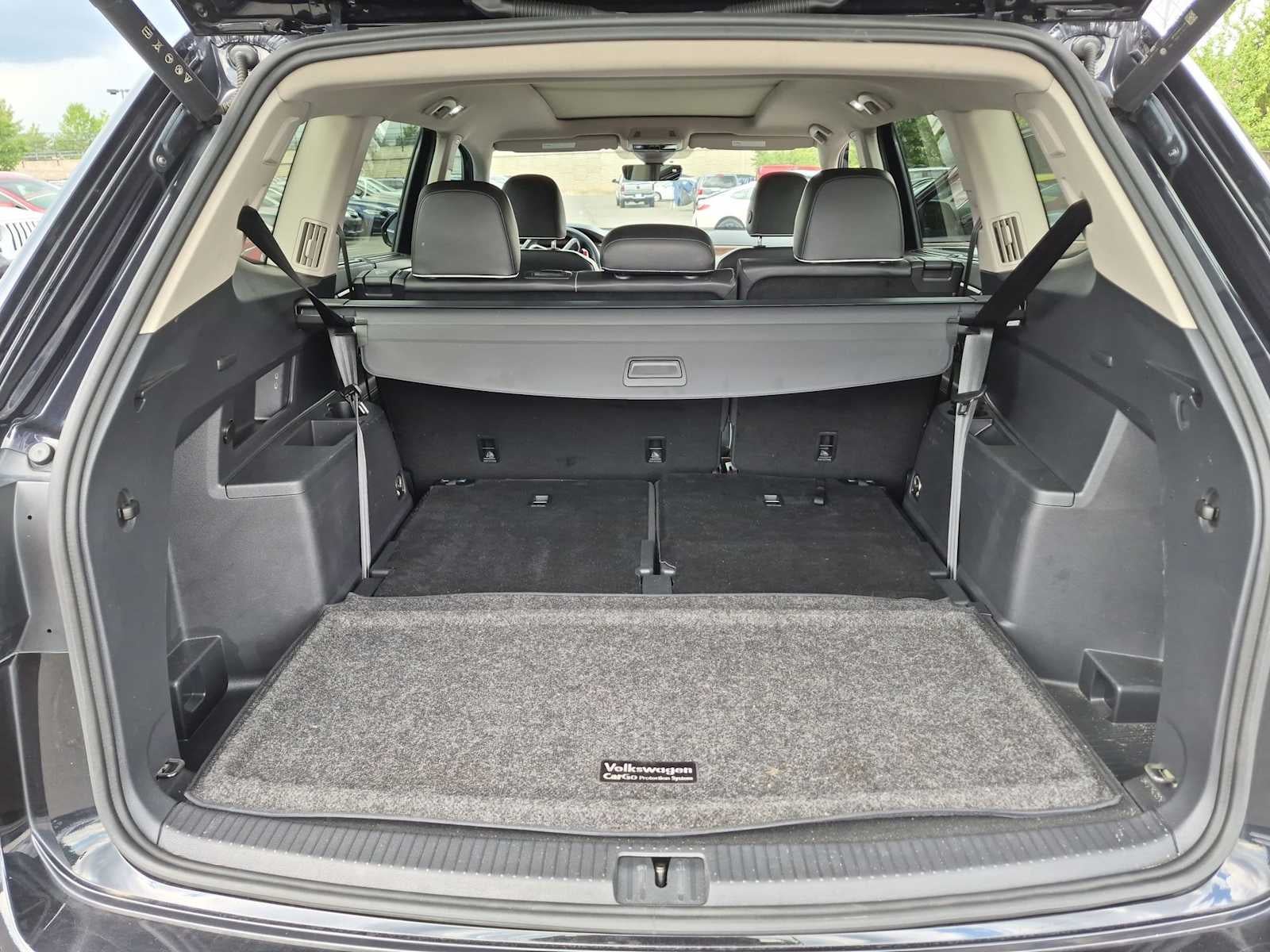 Volkswagen Atlas 2.0T SEL Premium R-Line 2024