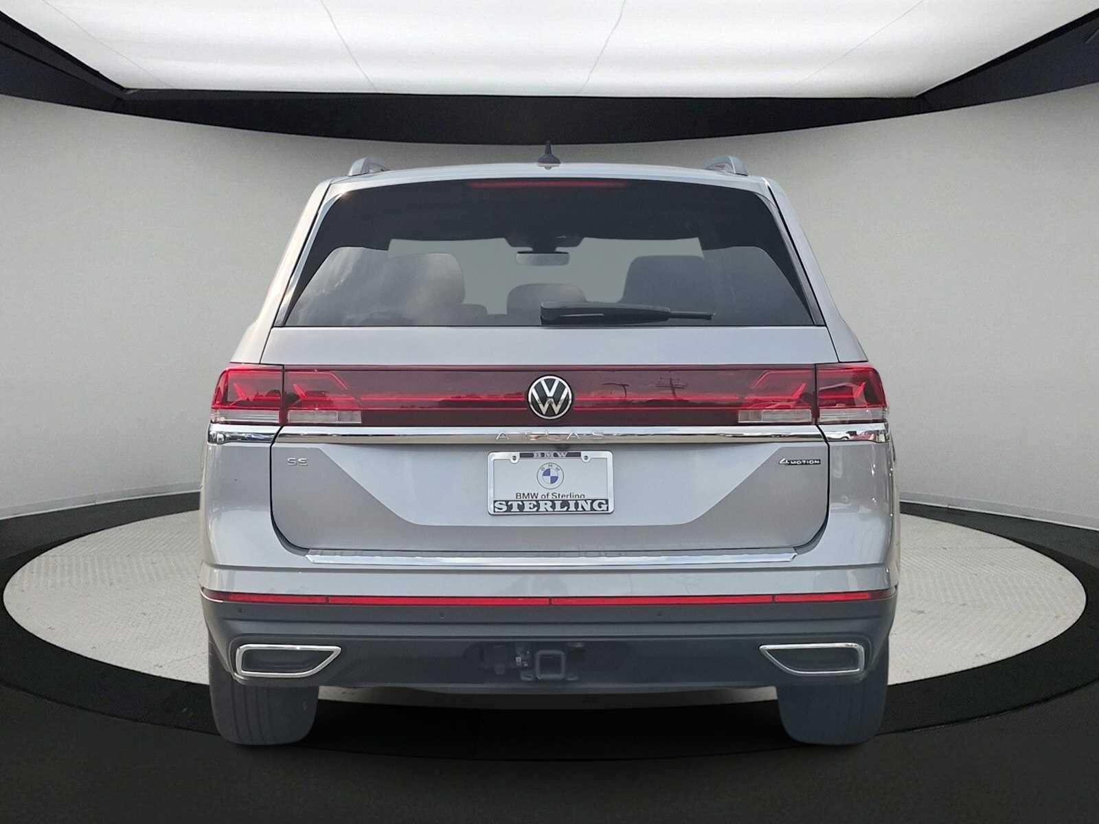 Volkswagen Atlas 2.0T SE con paquete Technology de 2024