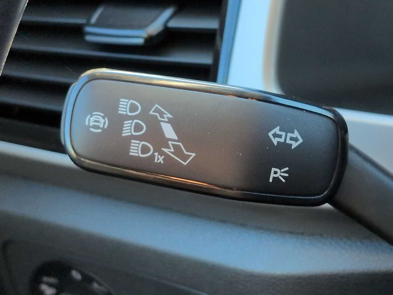 2021 Volkswagen Atlas 3.6L V6 SEL Premium