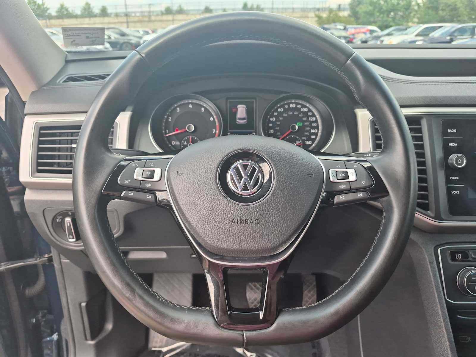 Volkswagen Atlas 3,6 L V6 SE con paquete Technology de 2019