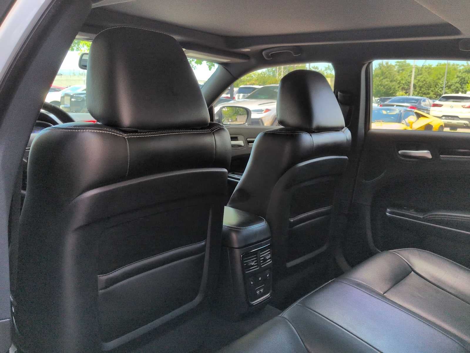 Chrysler 300 300S 2021