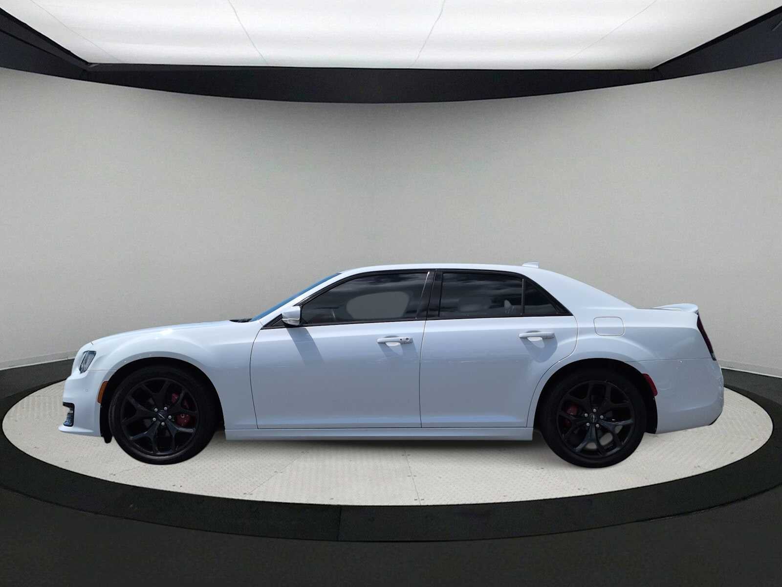 Chrysler 300 300S 2021