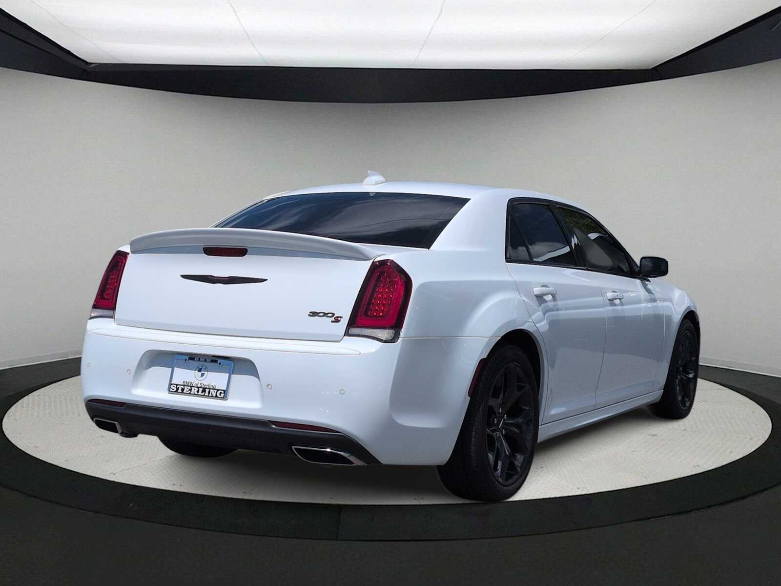 Chrysler 300 300S 2021