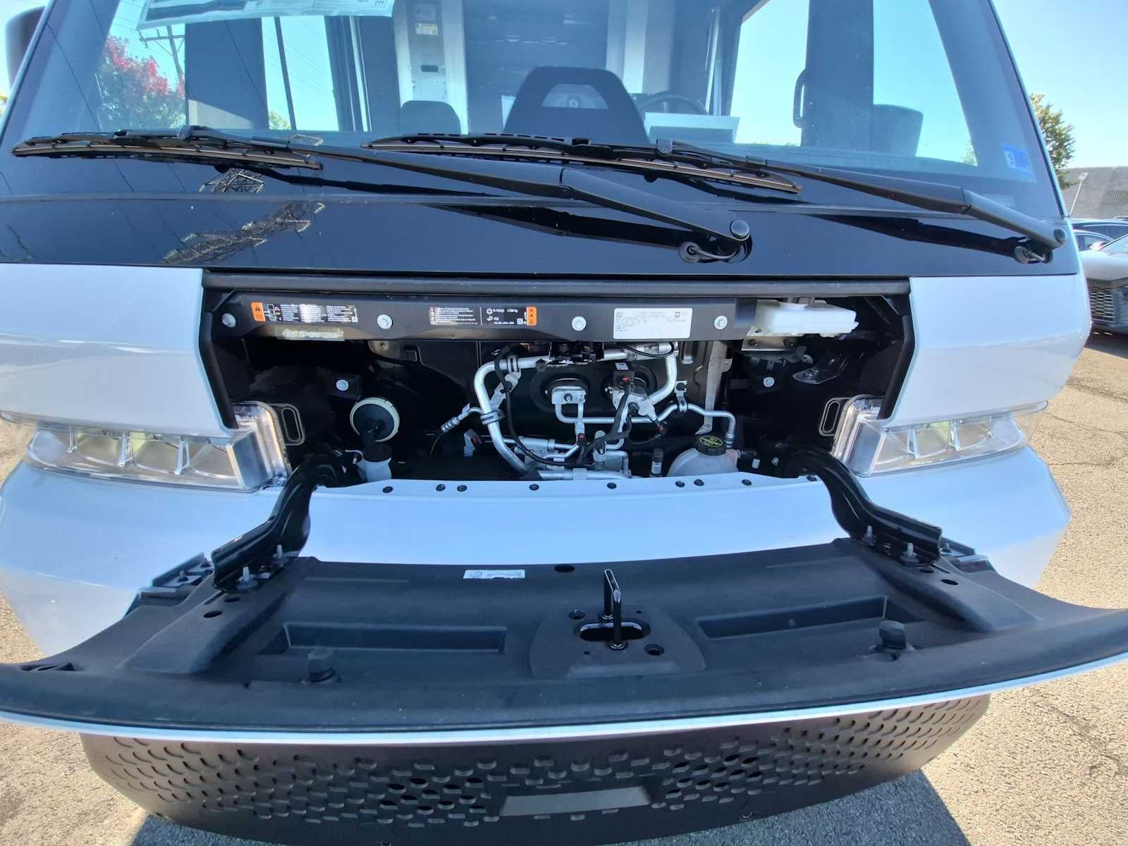 2024 BrightDrop Zevo 400 eAWD 400
