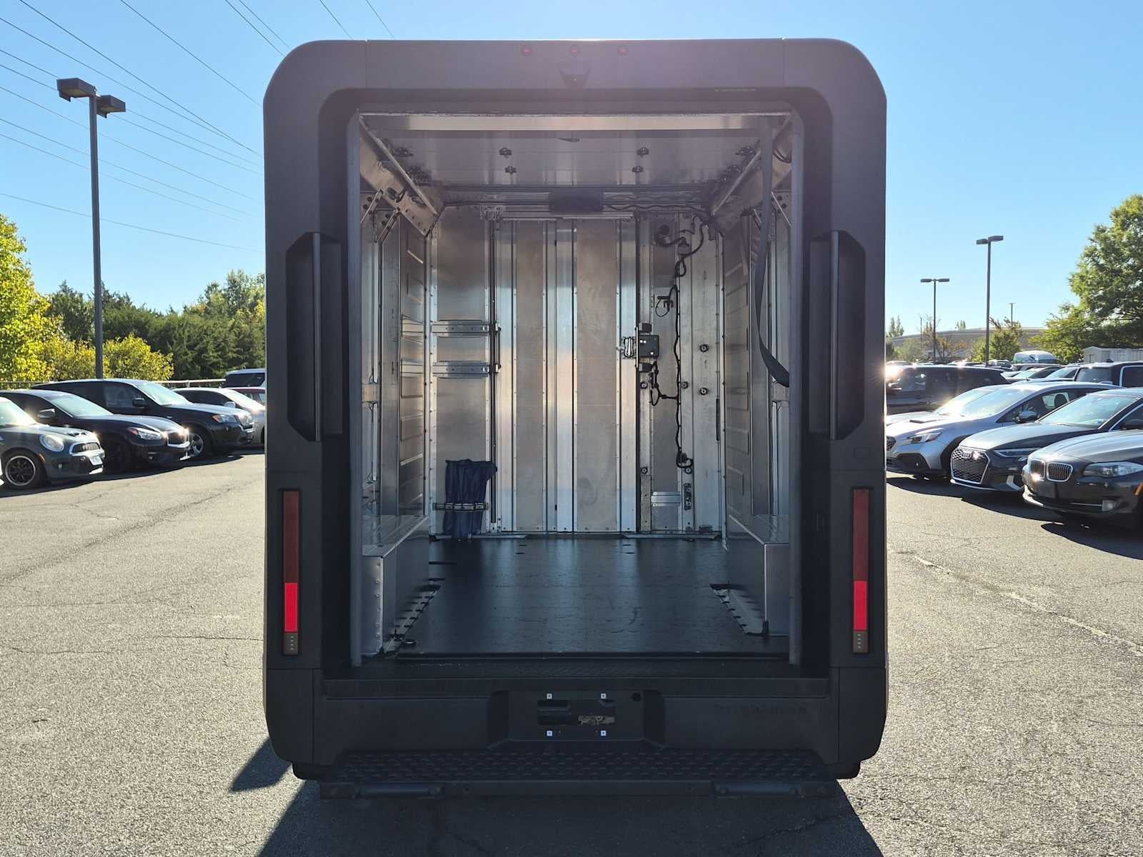 2024 BrightDrop Zevo 400 eAWD 400