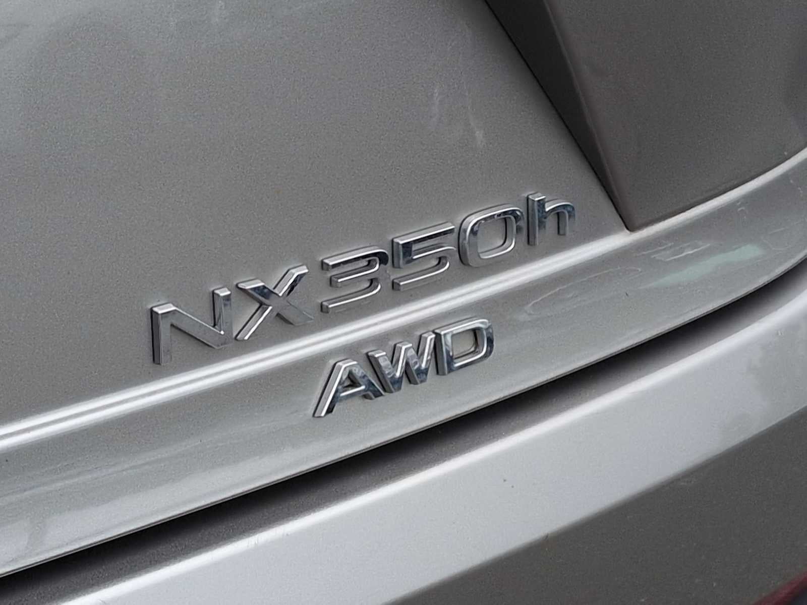 Lexus NX 350h Premium 2024