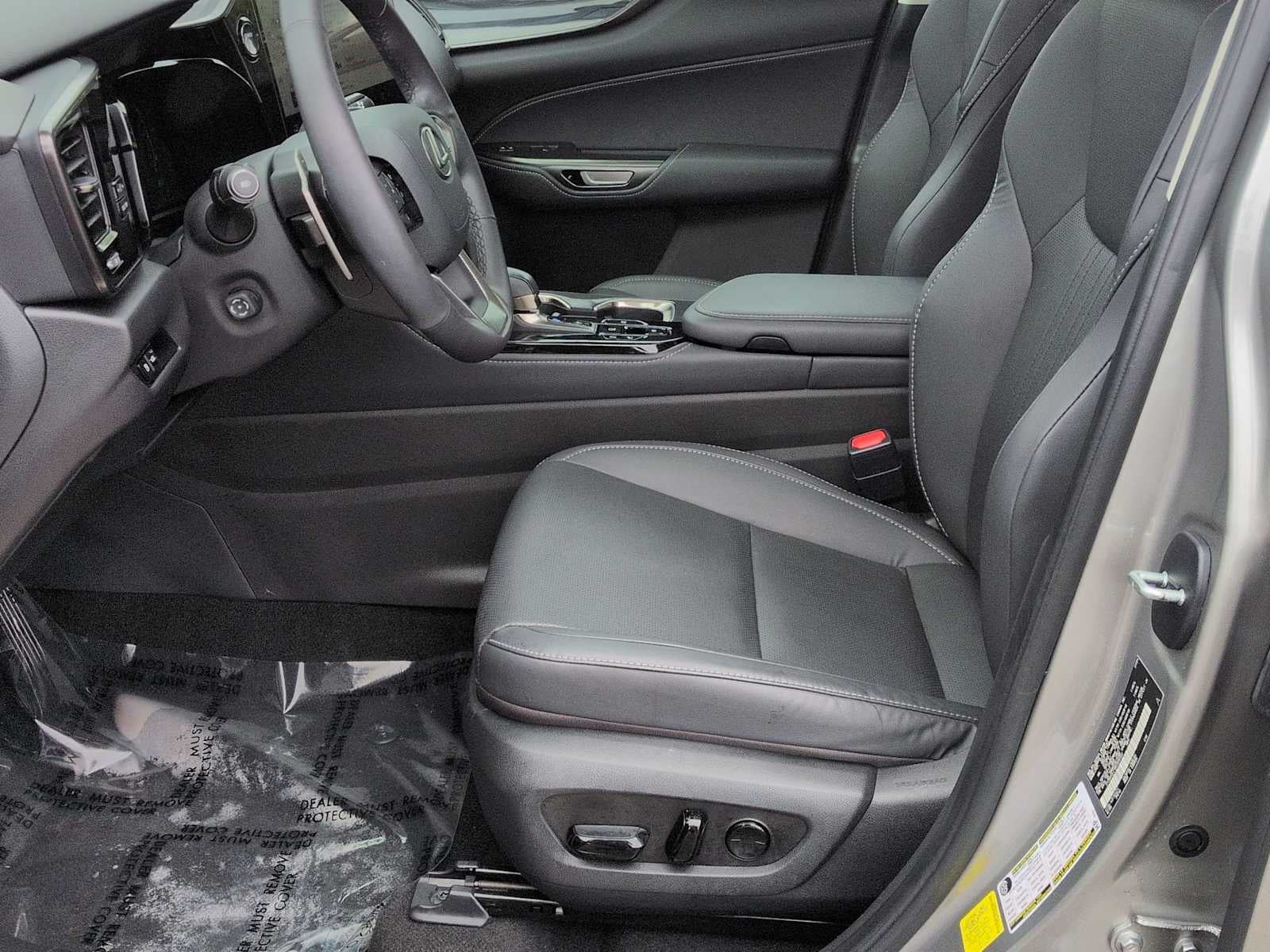 Lexus NX 350h Premium 2024