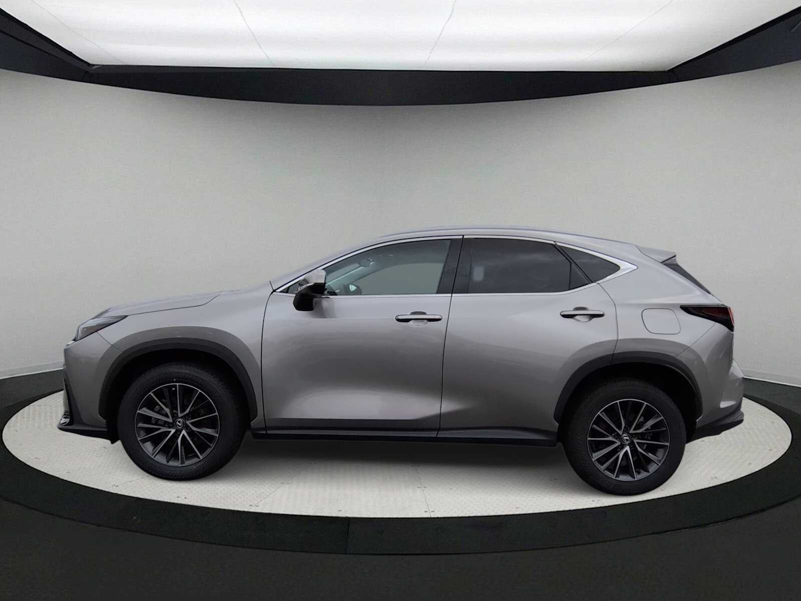 Lexus NX 350h Premium 2024
