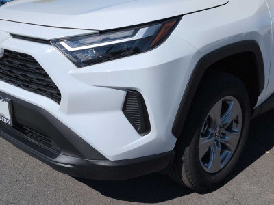 Toyota RAV4 XLE 2025