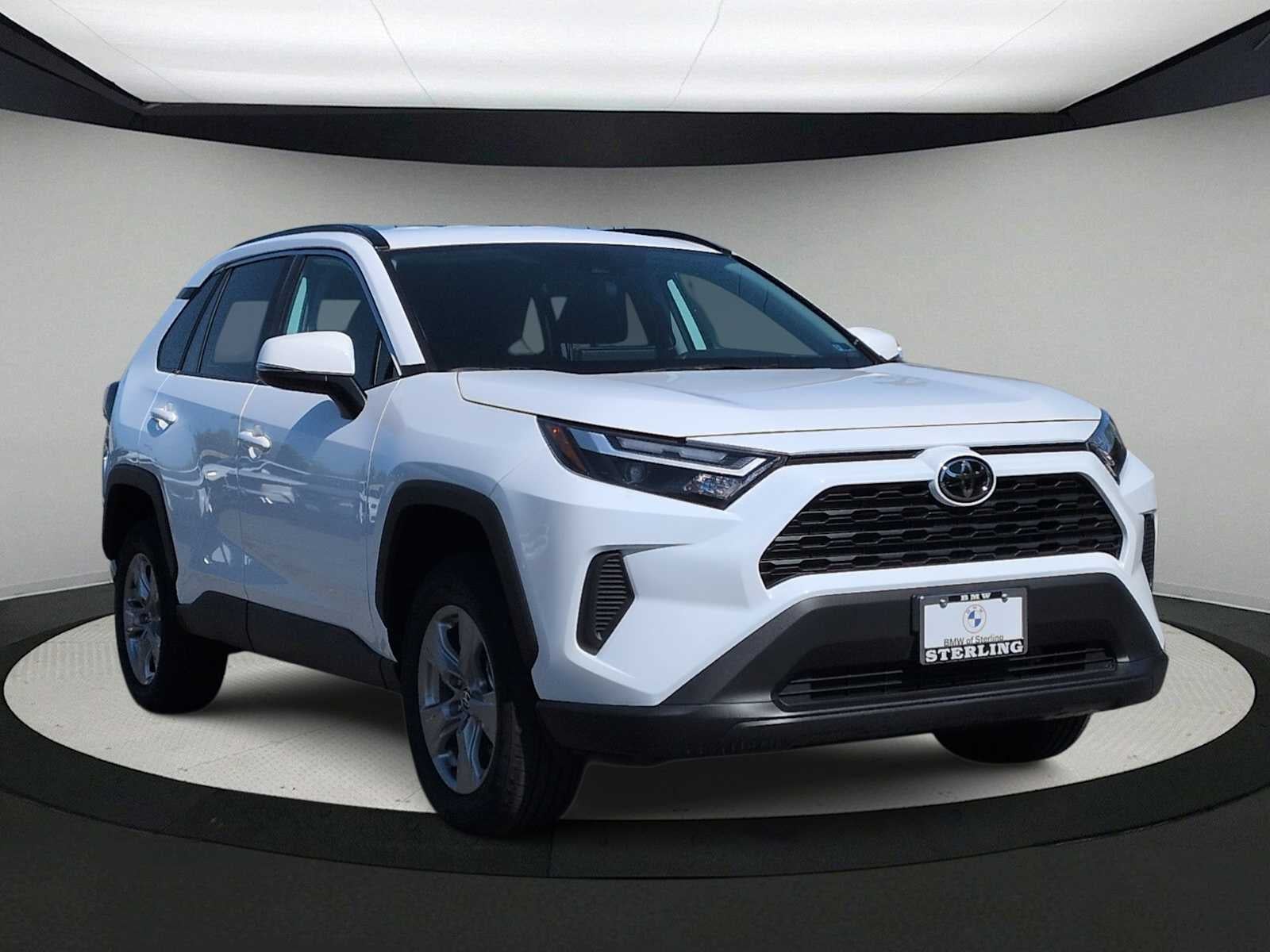 Toyota RAV4 XLE 2025