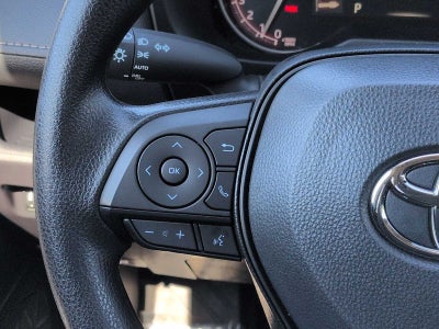Toyota RAV4 XLE 2025