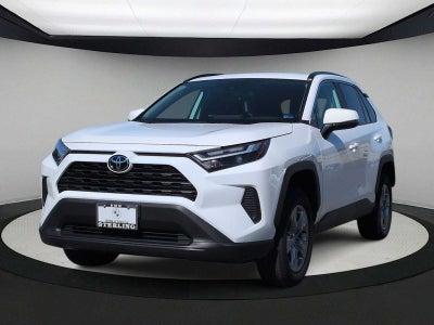 Toyota RAV4 XLE 2025