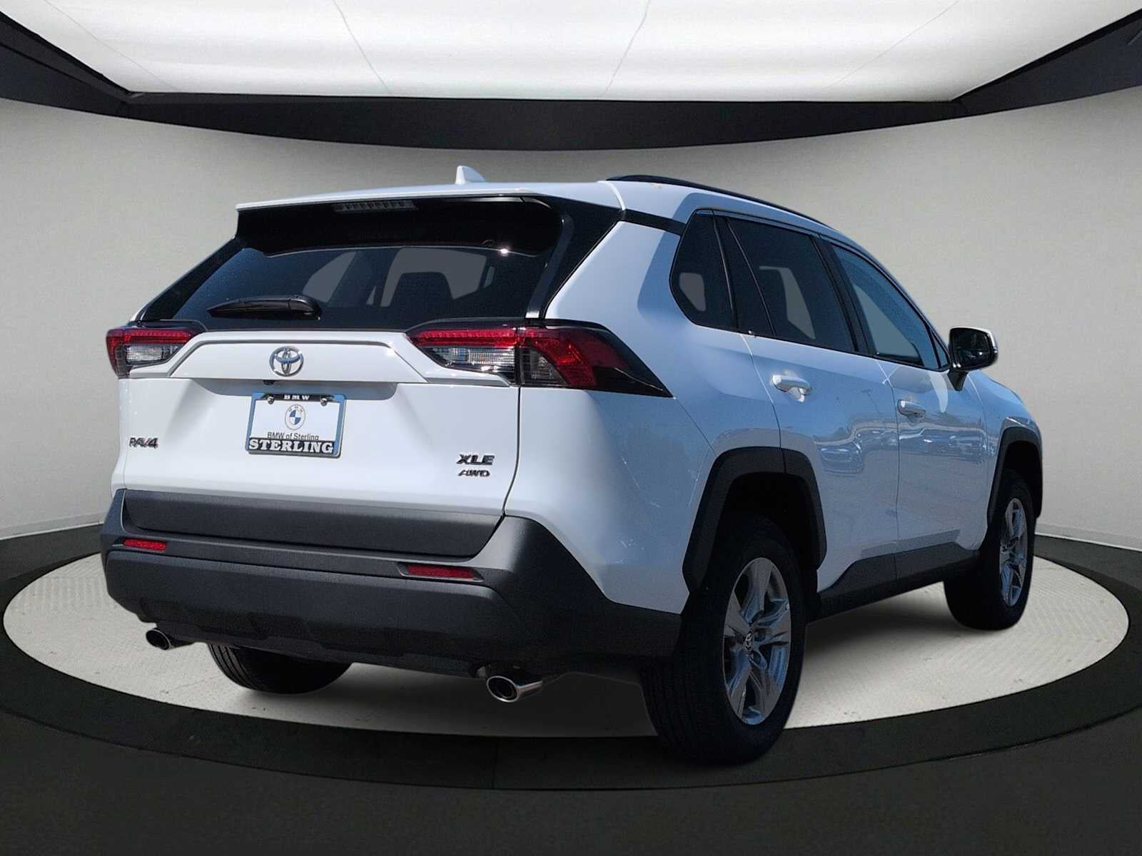Toyota RAV4 XLE 2025