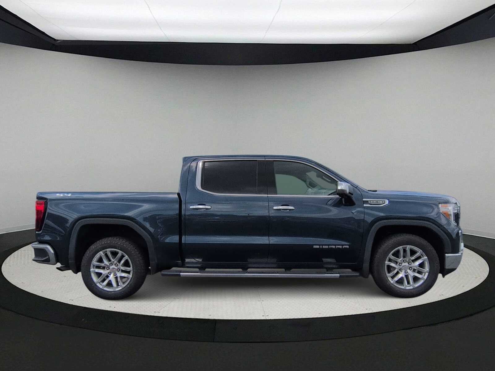 GMC Sierra 1500 SLT 2021