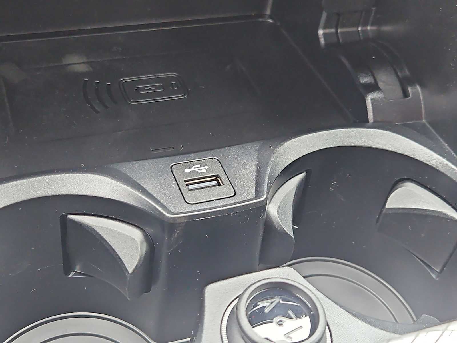 2026 BMW 230i 230i xDrive