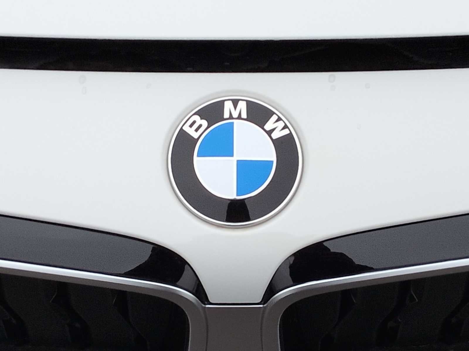 2026 BMW 230i 230i xDrive