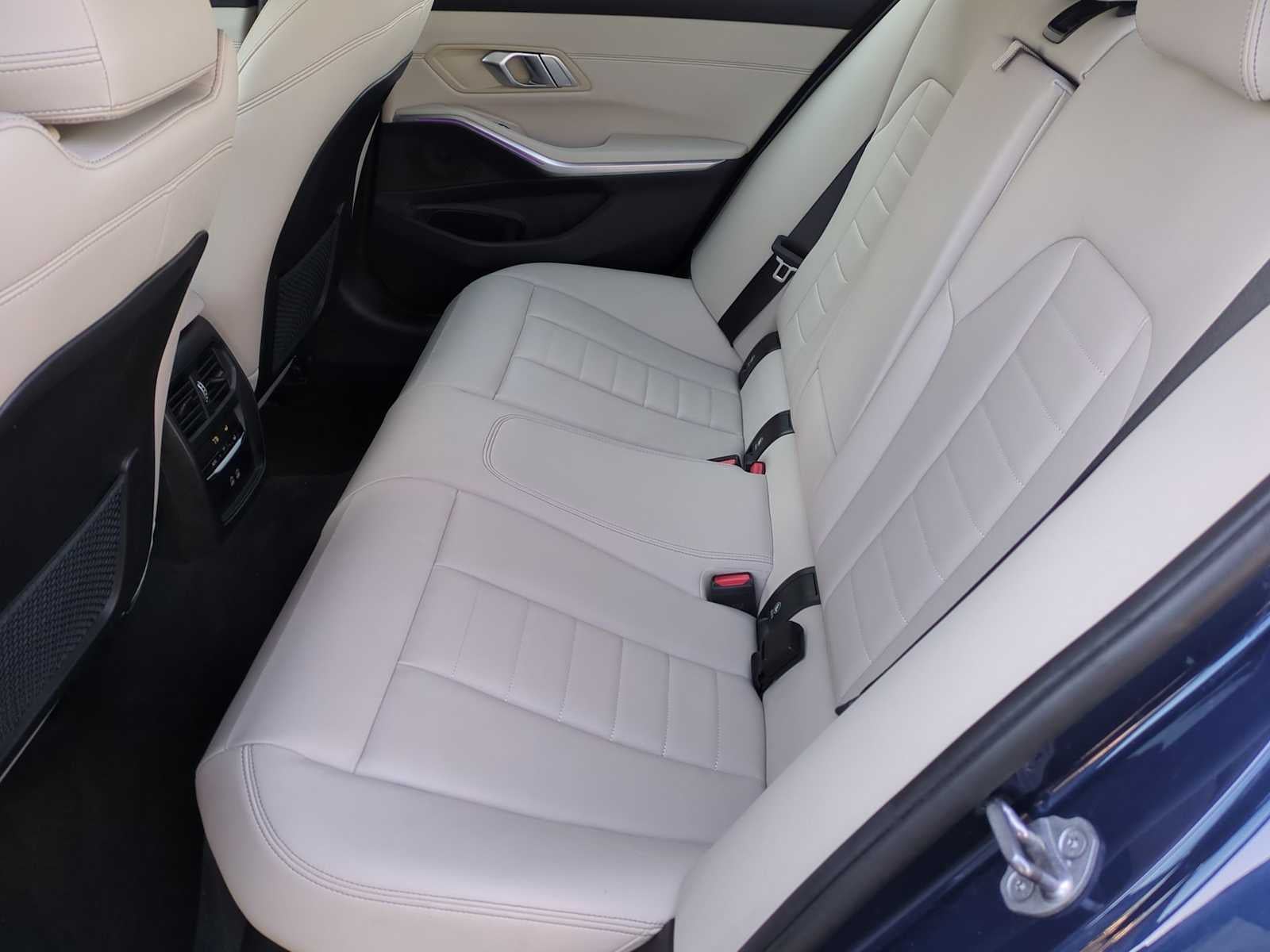 2022 BMW 330i xDrive 330i xDrive