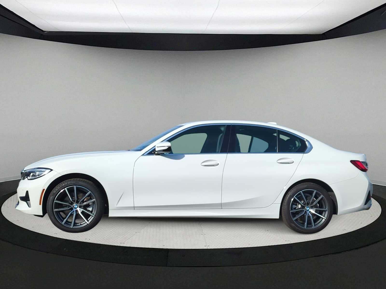 2022 BMW 330i xDrive 330i xDrive