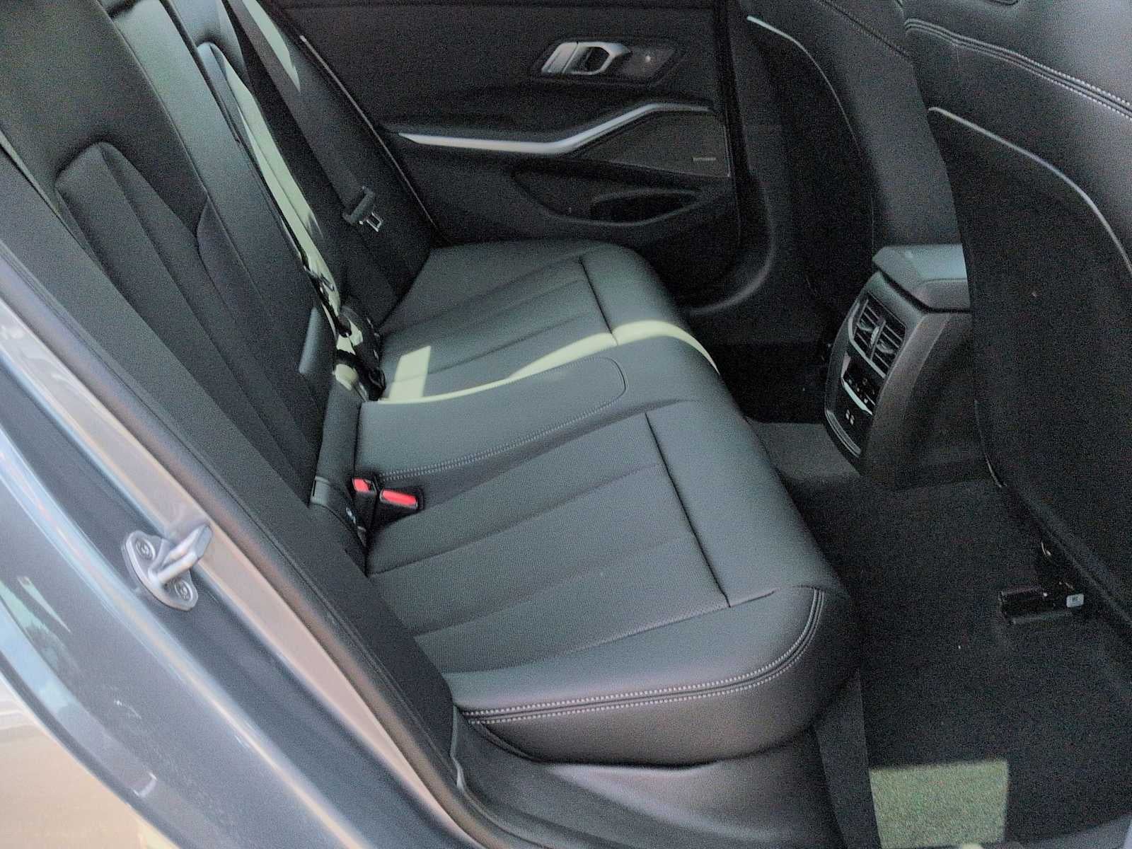 2026 BMW Serie 3 330i NA xDrive