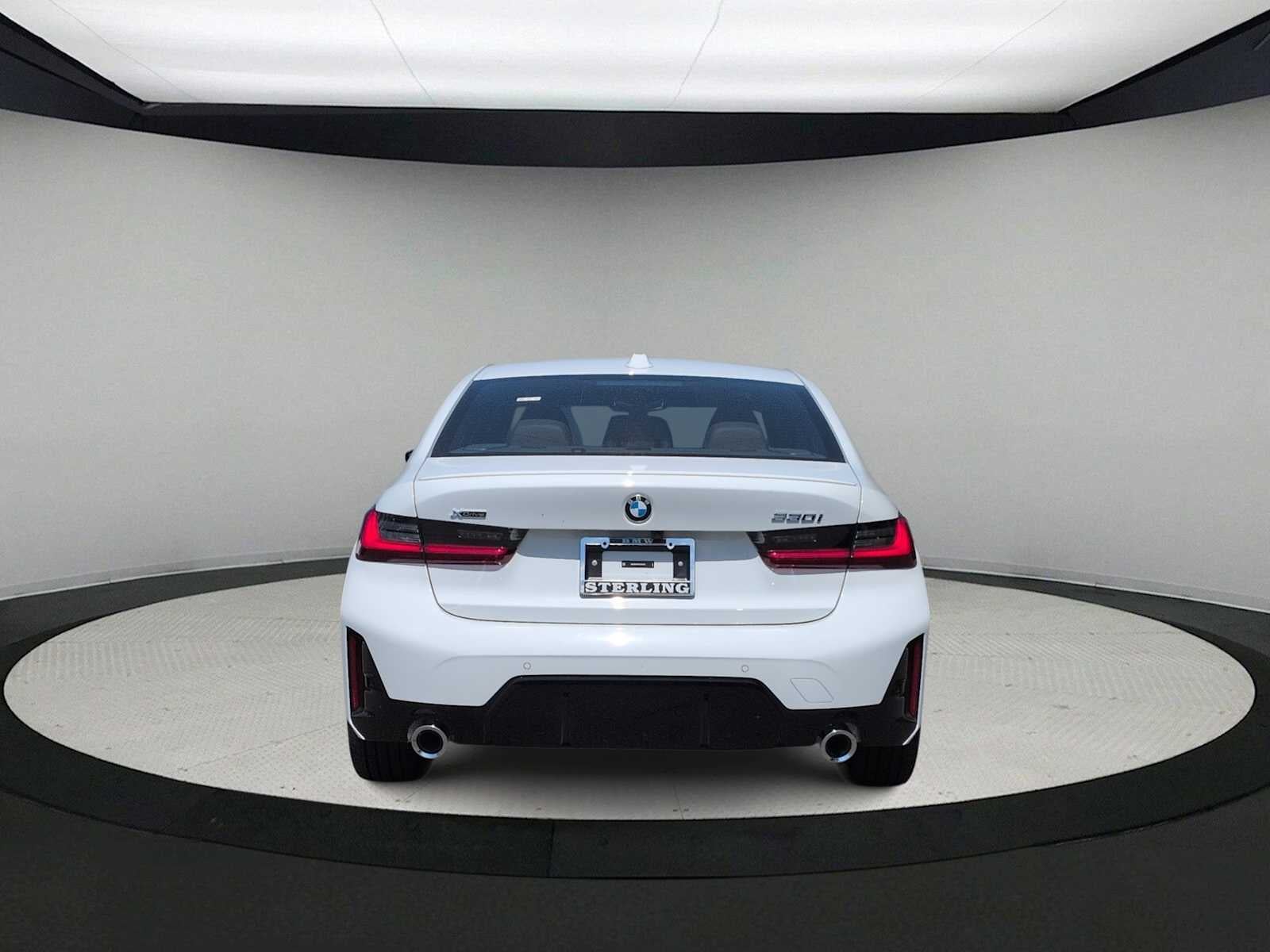 2026 BMW Serie 3 330i NA xDrive