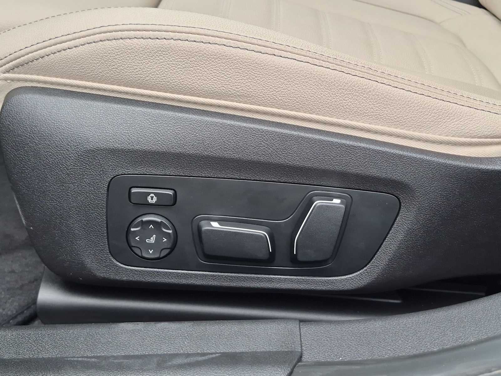 2026 BMW Serie 3 330i NA xDrive