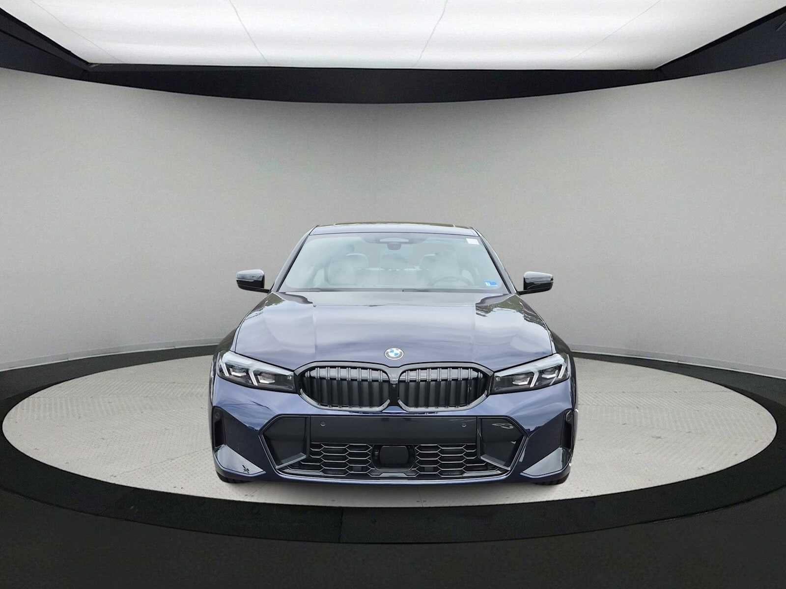 2026 BMW Serie 3 330i NA xDrive
