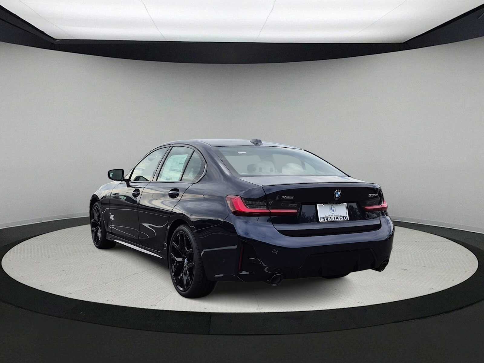 2026 BMW Serie 3 330i NA xDrive