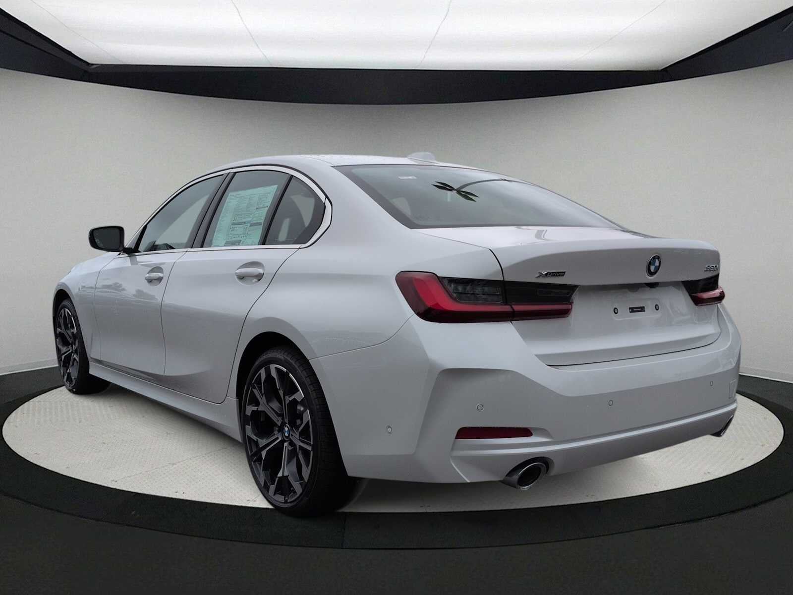 2026 BMW Serie 3 330i NA xDrive