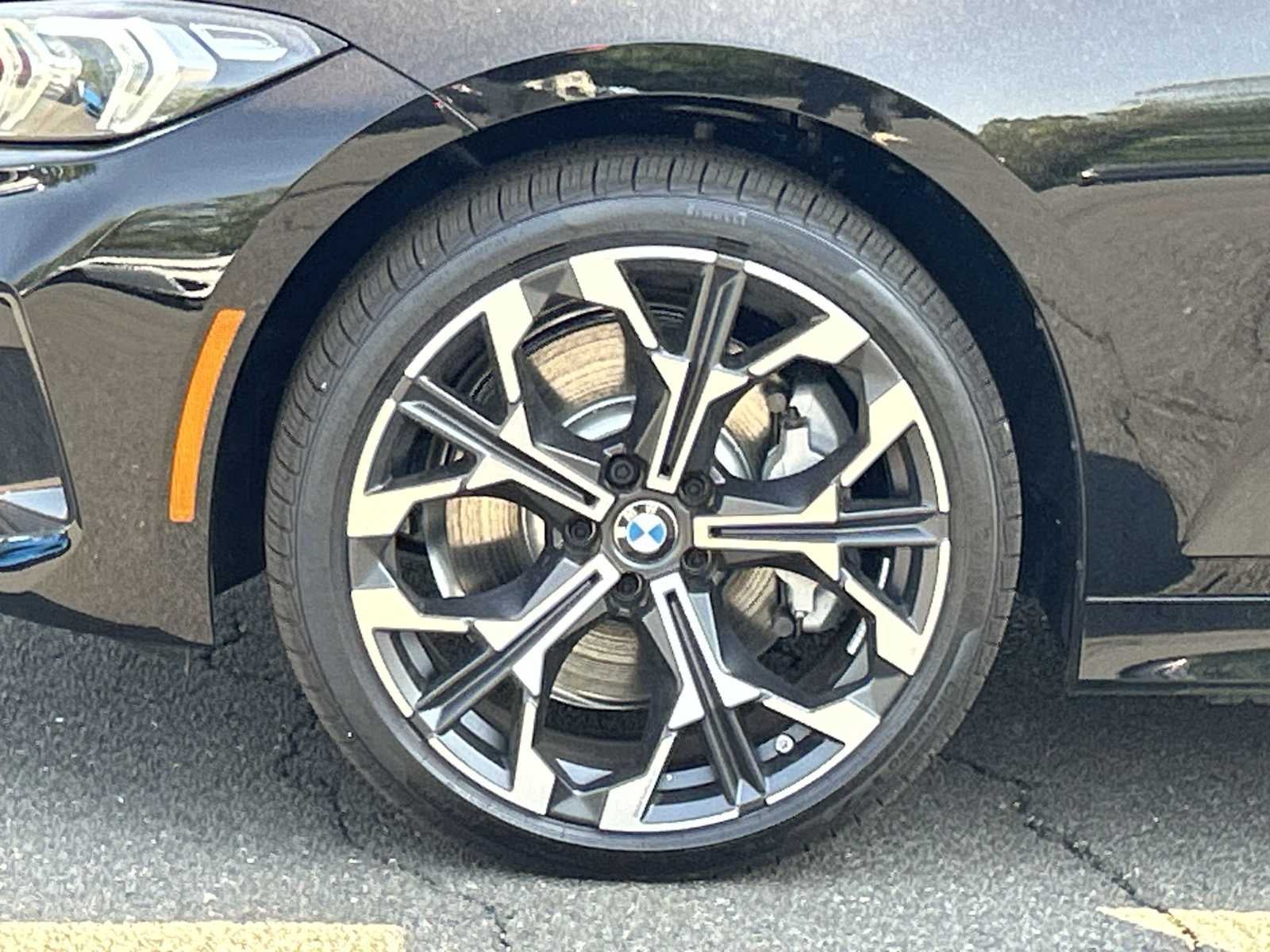 2025 BMW 330i xDrive 330i xDrive