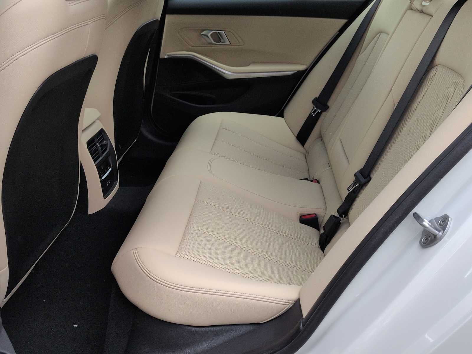 2026 BMW Serie 3 330i NA xDrive