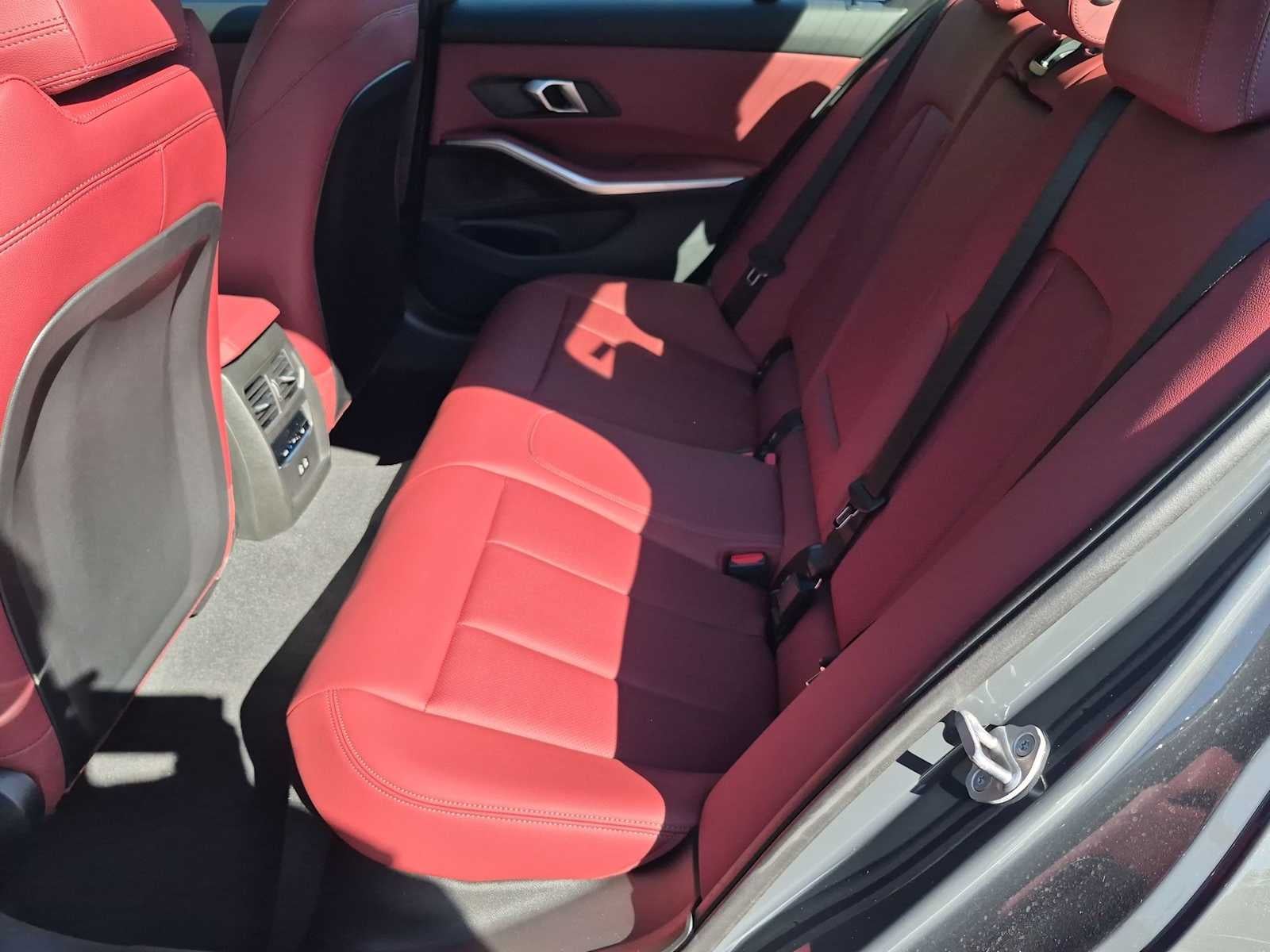 2026 BMW Serie 3 330i NA xDrive