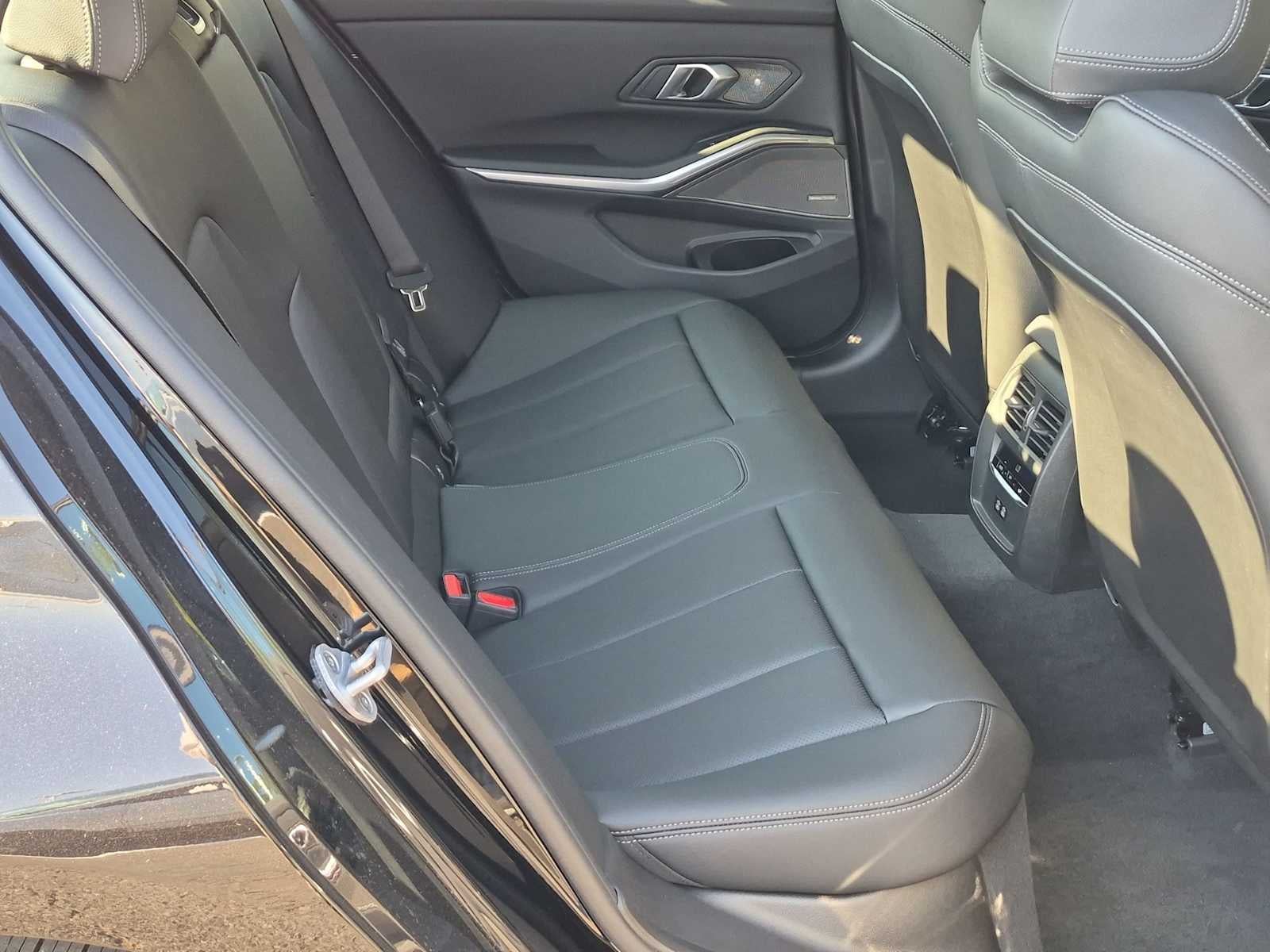 2026 BMW Serie 3 330i NA xDrive