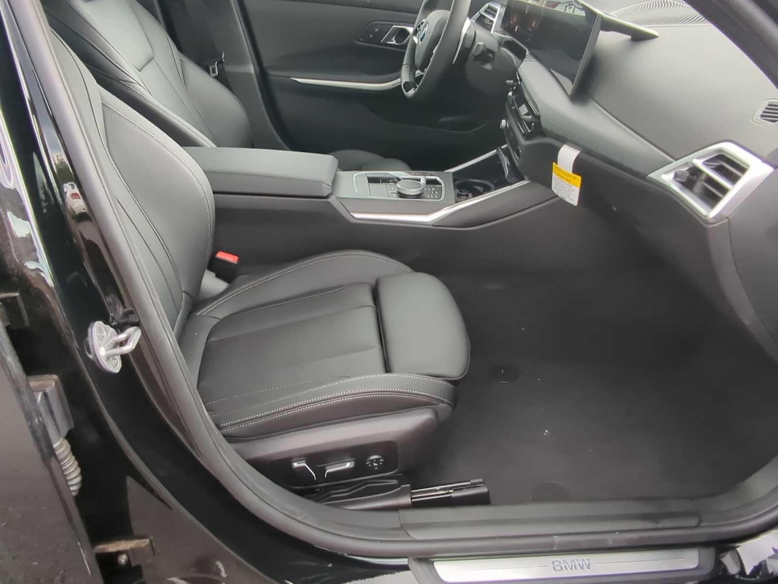 2025 BMW 330i xDrive 330i xDrive