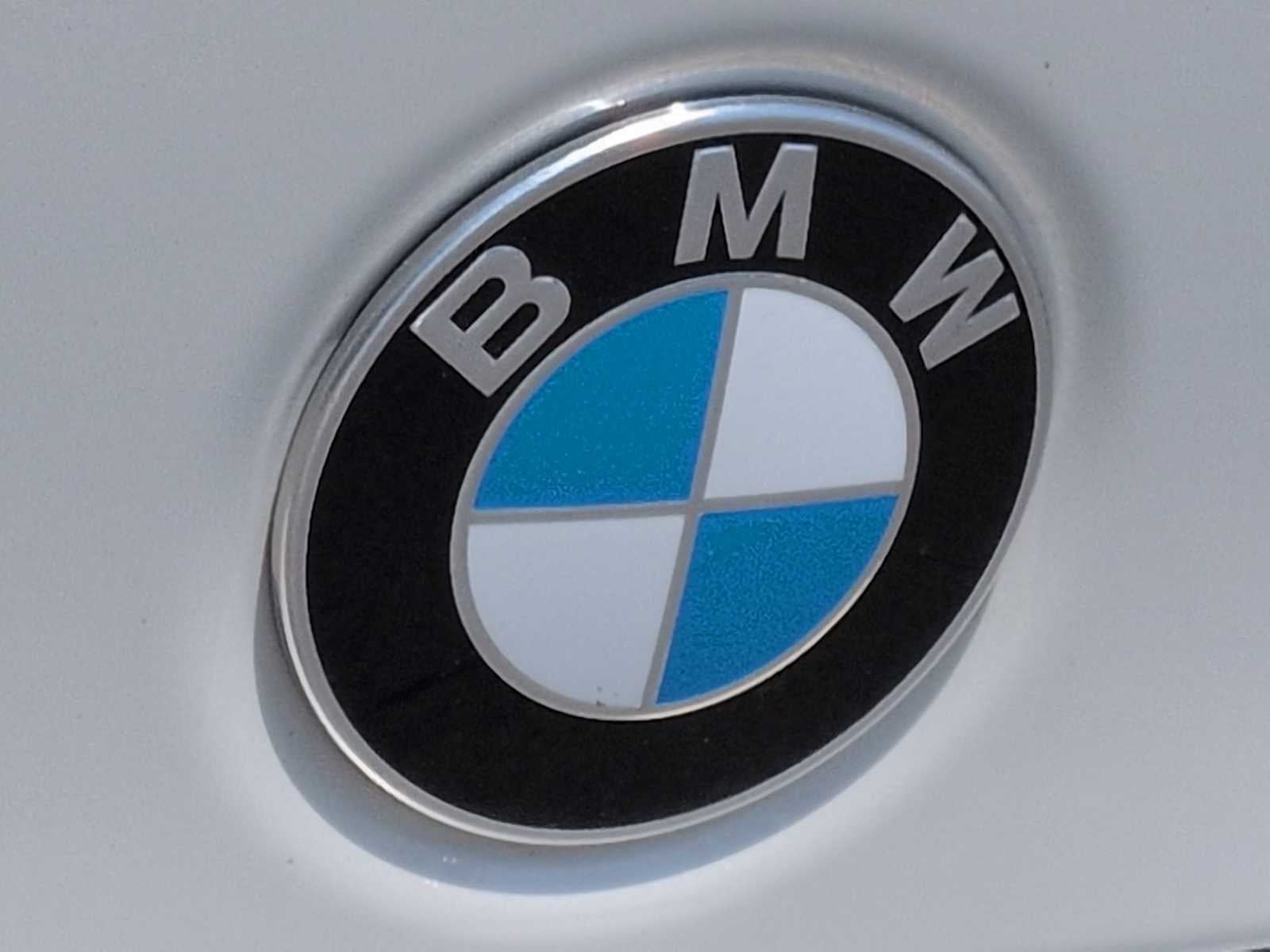 2026 BMW Serie 3 330i NA xDrive