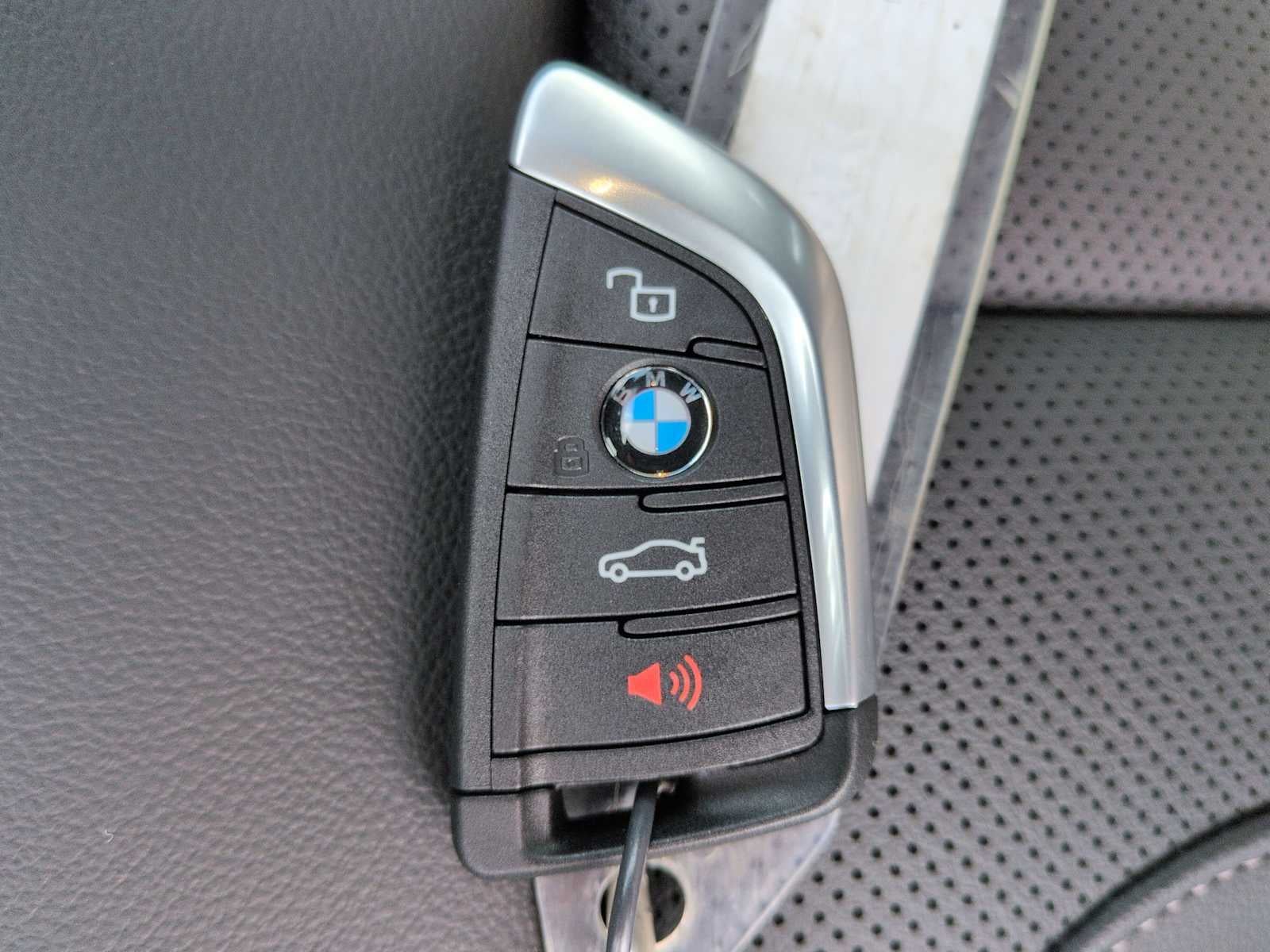 2026 BMW Serie 3 330i NA xDrive