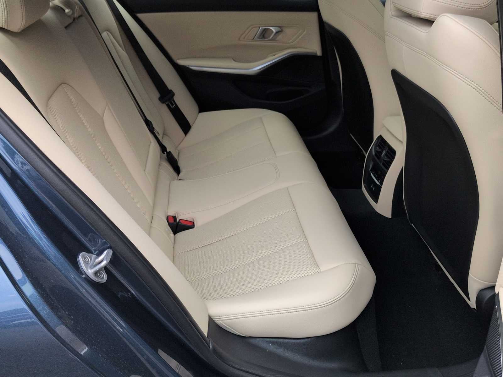 2026 BMW Serie 3 330i NA xDrive