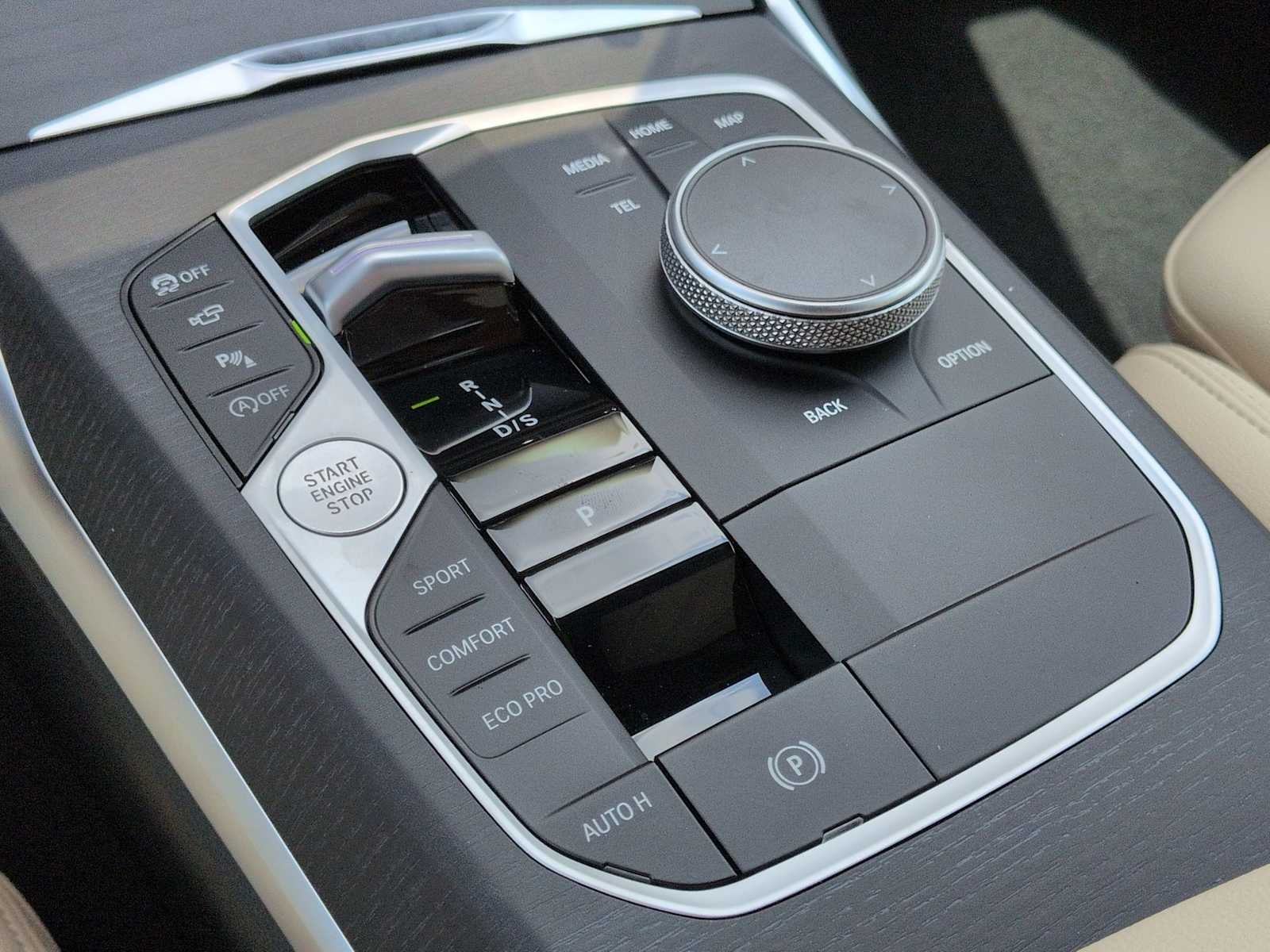 2026 BMW Serie 3 330i NA xDrive