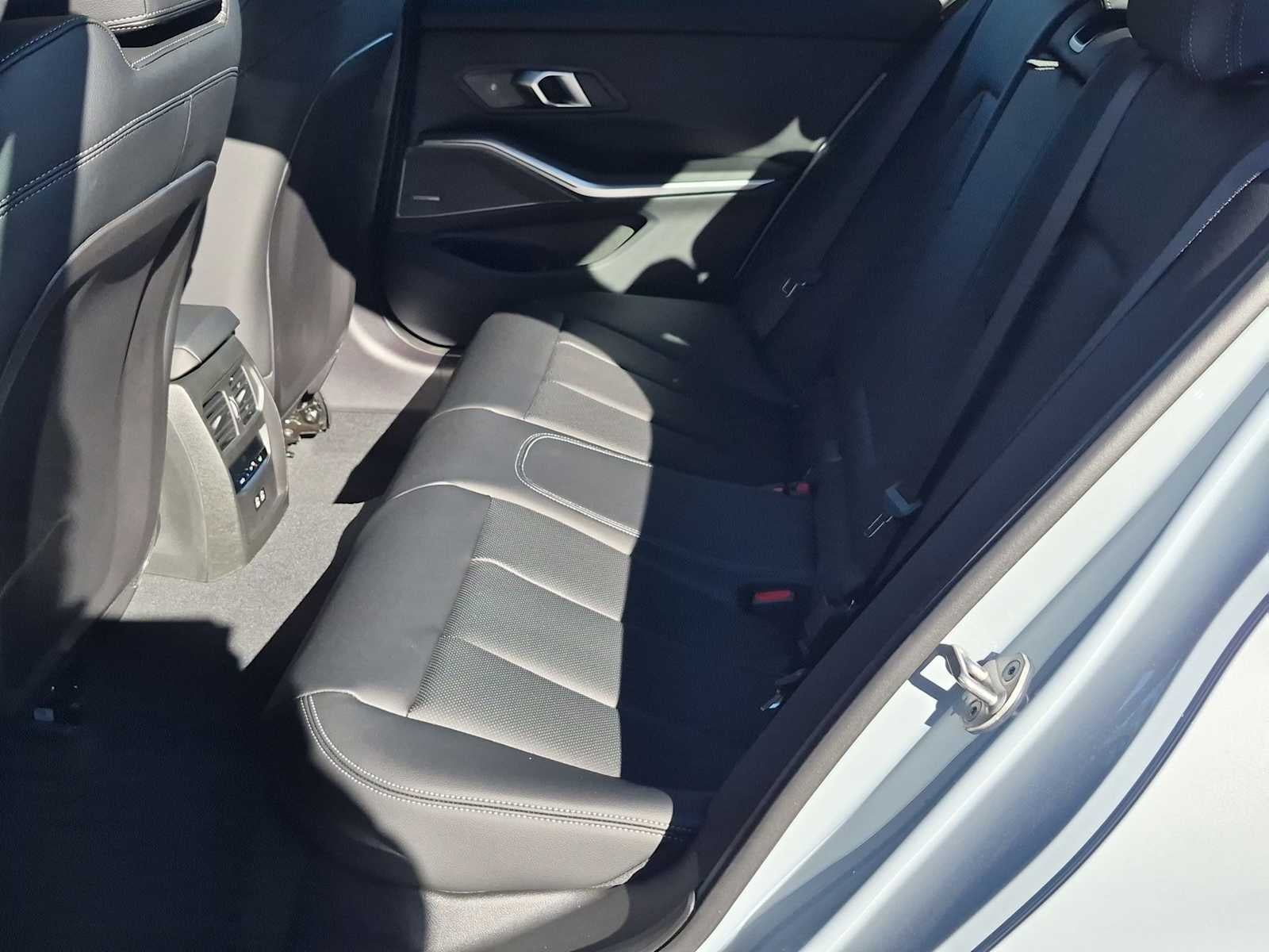 2026 BMW Serie 3 330i NA xDrive