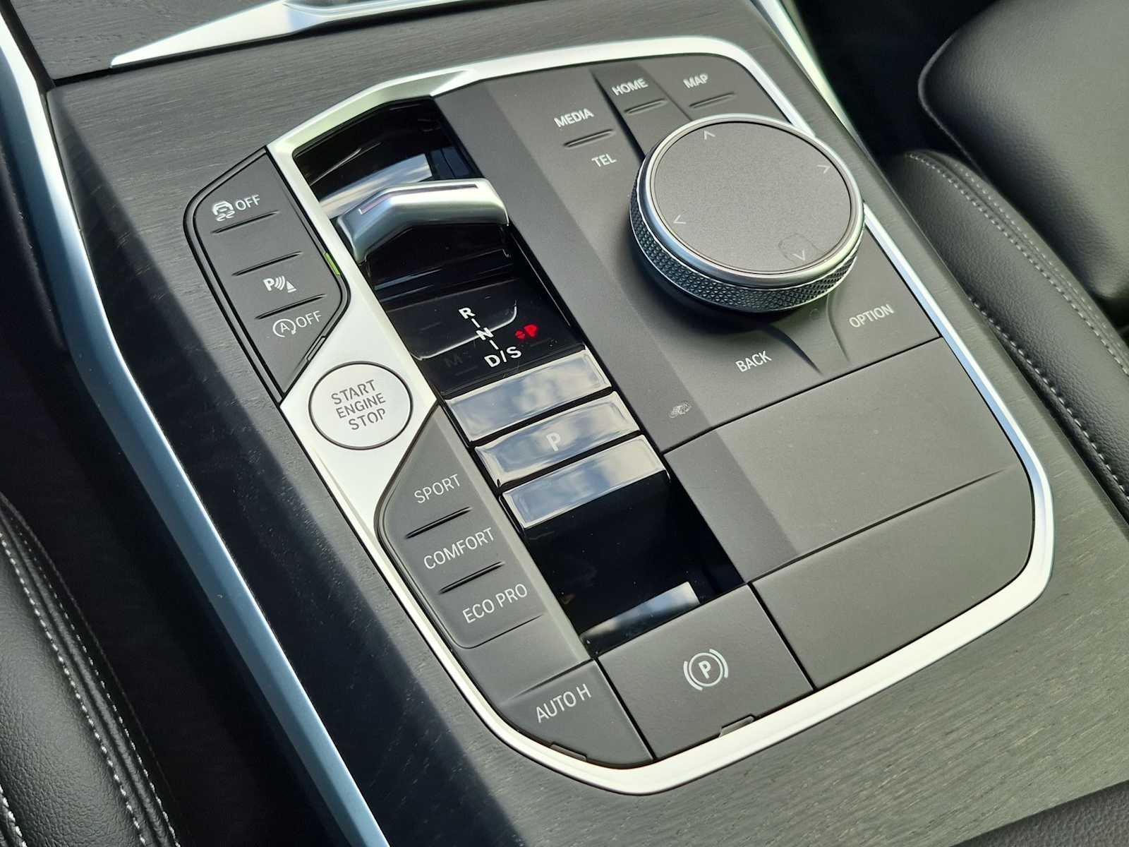 2023 BMW Serie 3 330i xDrive
